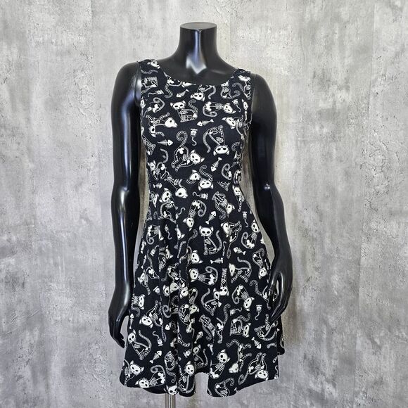 Folter Womens XS Glow in Dark Skeleton Cats Black White Tank Fit & Flare Dress Folter Womens XS Glow in Dark Skeleton Cats Black White Tank Fit & Flare Dress